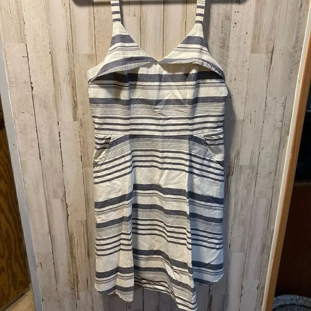 Dress by June and Ivy size medium